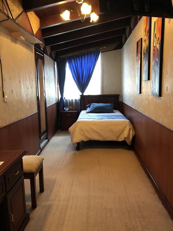 Hotel Inca Imperial Quito Extérieur photo