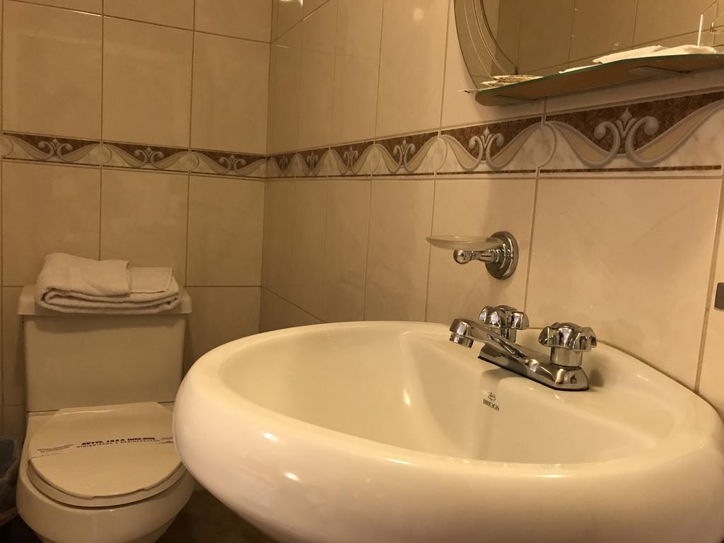Hotel Inca Imperial Quito Extérieur photo