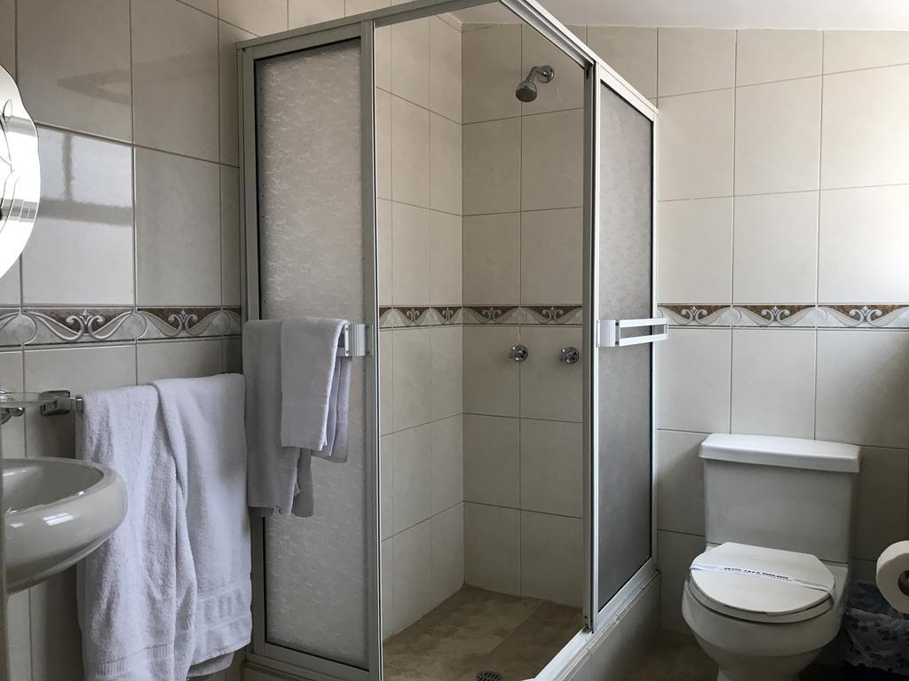 Hotel Inca Imperial Quito Extérieur photo