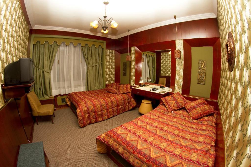 Hotel Inca Imperial Quito Extérieur photo