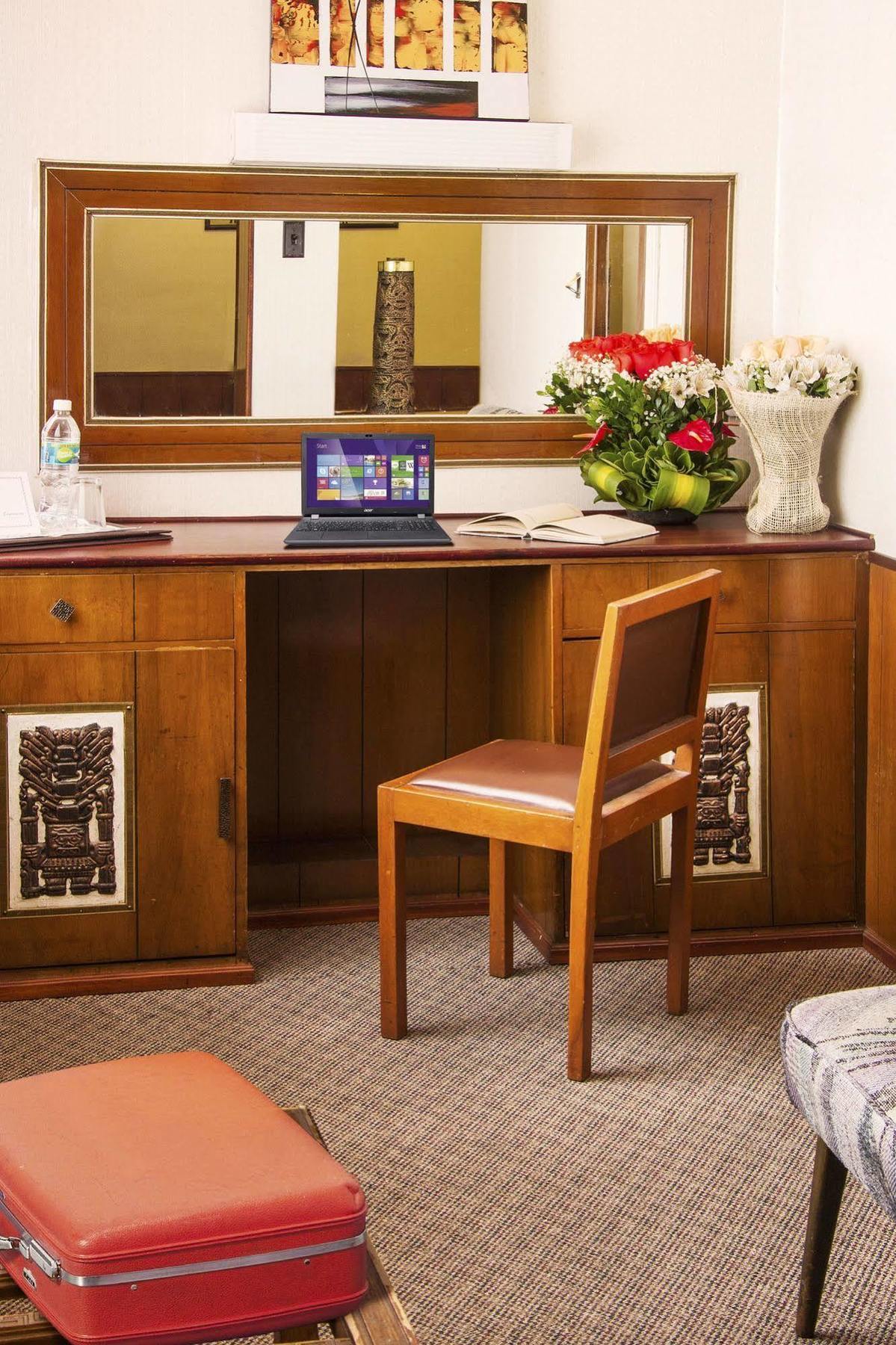 Hotel Inca Imperial Quito Extérieur photo